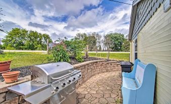 Charming Horicon Cottage and Dock on Rock River