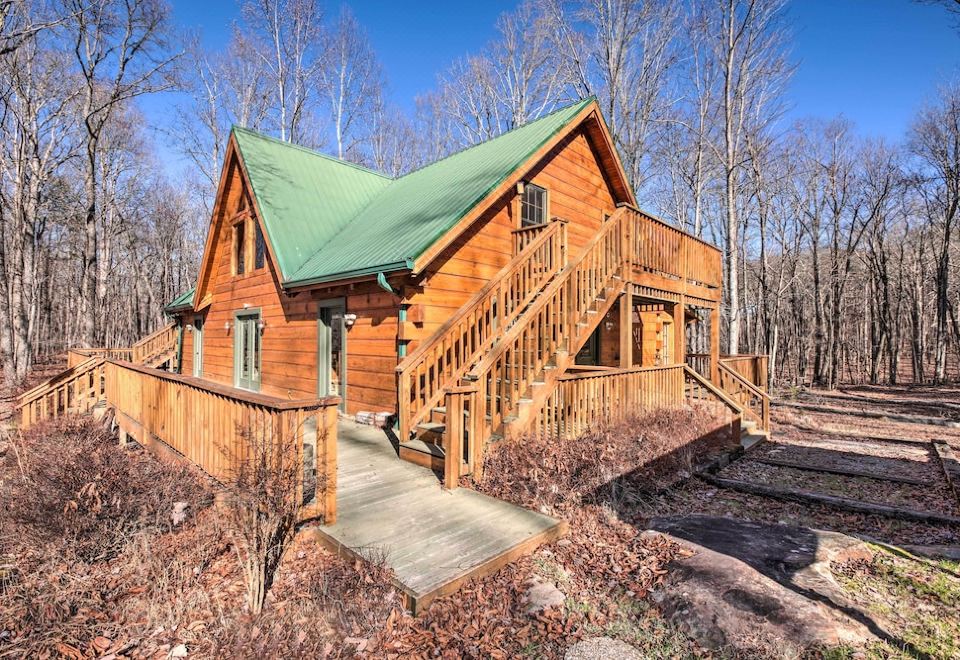 Graysville Cabin - 20 Mi to Chickamauga Lake! - Housity