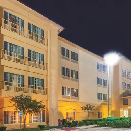 La Quinta Inn & Suites by Wyndham Gainesville
