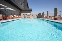 Holiday Inn Glendale - Stadium & Ent Dist