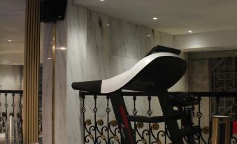 The Queendor Boutique Hotel