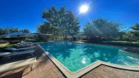 Villa indipendente - 10 posti letto - piscina - pergolato - parco giochi per bambini - wifi