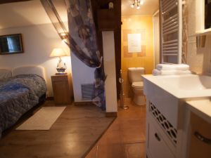 Le Havre: Guest Room in the Heart of the Vineyard No2307