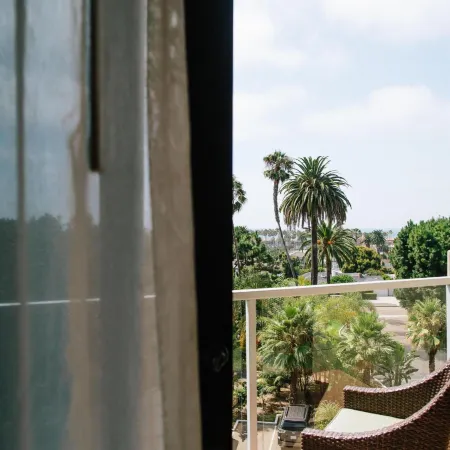 Hotel La Jolla, Curio Collection by Hilton