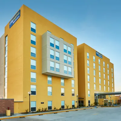 City Express by Marriott Rosarito Hotels in de buurt van Muelle De Rosarito