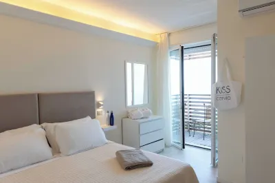 Kiss Beachfront Hotel & Restaurant
