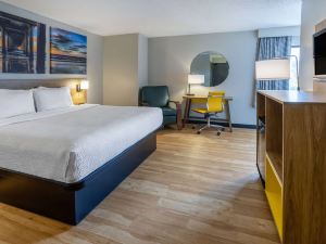 Days Inn by Wyndham Pleasant Prairie Kenosha