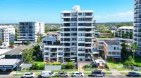 Windward Apartments