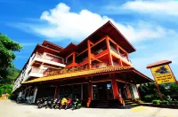 Alina Grande Hotel & Resort - Khách sạn giá rẻ