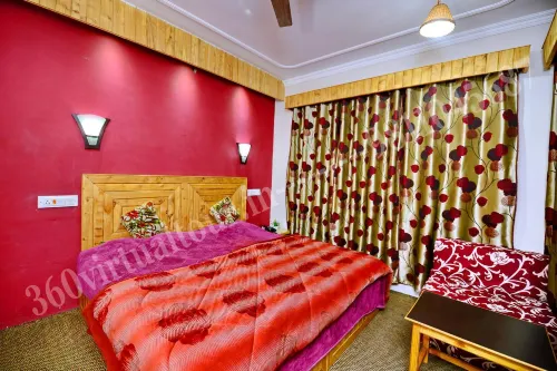 Hotel Kashmir Inn