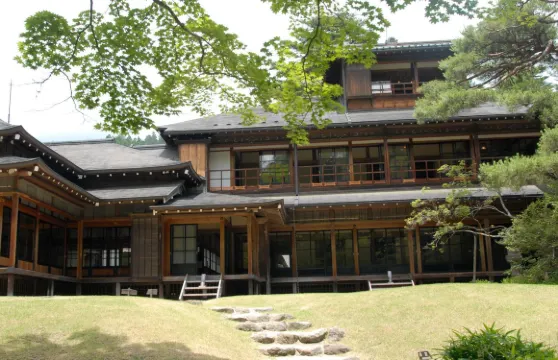 日光季之遊酒店