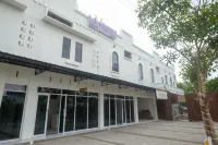 RedDoorz near Terminal Bus Purwokerto Hotels in South Purwokerto