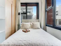 Sanders Port - Cute Studio Near Piraeus Port Hotels in 