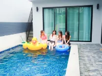 M View Pool Villa Hotel dekat Silpakorn University Phetchaburi IT Campus
