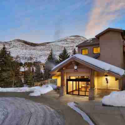 Marriott's StreamSide Evergreen at Vail Hotel Exterior