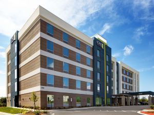 Home2 Suites by Hilton Asheville Airport