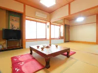 鰻溫泉 鰻魚湖畔民宿