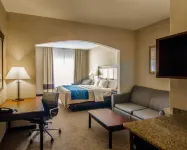 Comfort Inn & Suites Ocean Shores Hotels in Oyehut-Hogans Corner