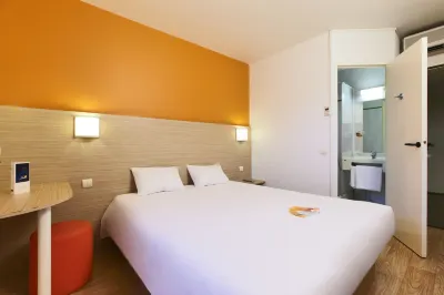 Premiere Classe Caen Est - Mondeville Hotel di Komune di departemen Calvados