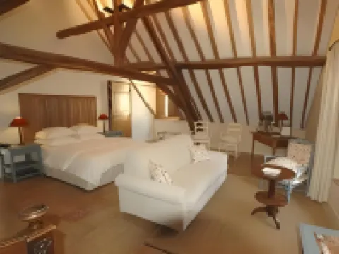 Le Champ des Oiseaux & Spa Hoteles en Troyes