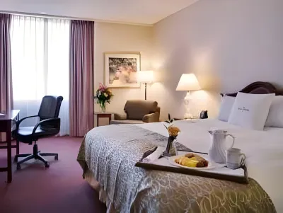 DoubleTree by Hilton Hotel Omaha Downtown Các khách sạn gần Metropolitan Community College