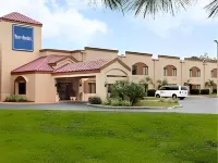 Travelodge by Wyndham Fort Myers Airport Hotels near Southwest Florida International Airport