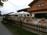 Fischerstüberl Hotel a Ruderting