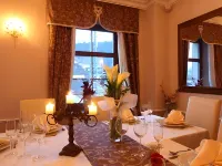 Wellness Hotel Zlatá Lípa Hotels in Decin