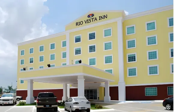 里約維斯塔波薩里卡商務高級酒店