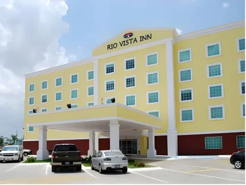 Rio Vista Inn Business High Class Hotel Poza Rica - Parking