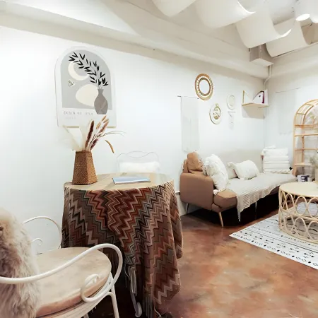 WonderTime2- Ladies' Inn 'Taipei Main Station