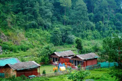 Kainaat A Riverside Homestay Hotels near NOMADS