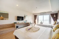 Royal Phala Cliff Beach Resort - Boutique