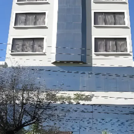 Elegance Hotel