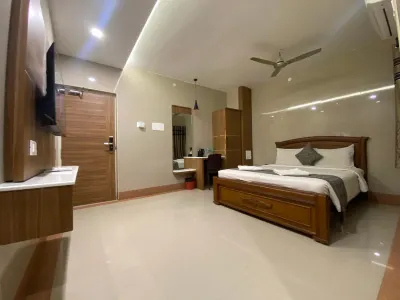 Hotel Sivas Regency Hotels near KVR Department store - Attanam Patti villege