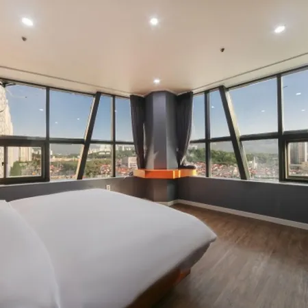 Changwon Sangnam-Dong Hotel the Way