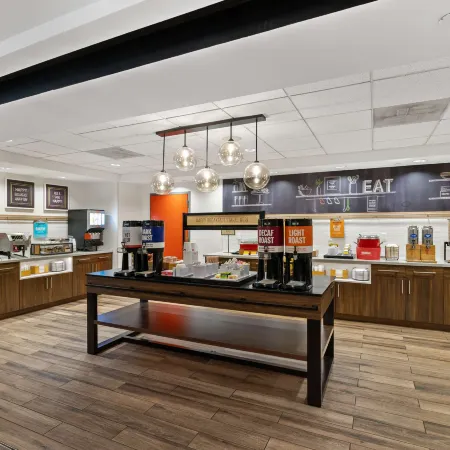 Hampton Inn & Suites Lake George