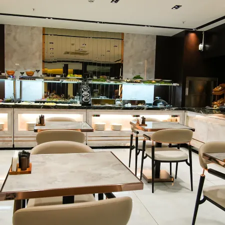 Sky Hill Hotel