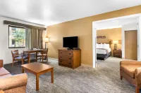 Best Western Grande River Inn  Suites