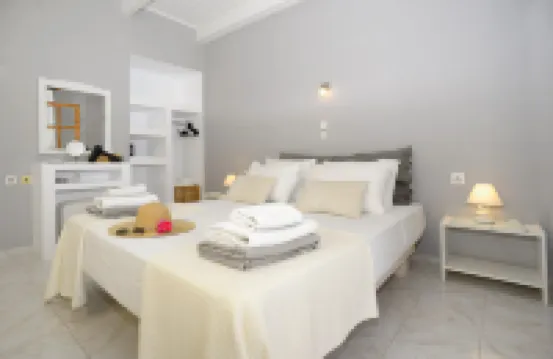 Albouro Seafront Apartments
