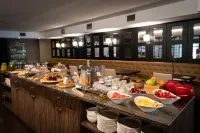 Hotel Plaza - breakfast