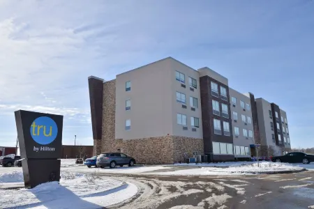 Tru by Hilton Lawrence