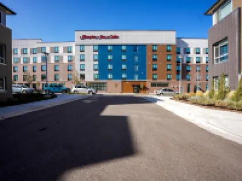 ハンプトン  イン & スイーツ オーロラ サウス デンバー オーロラのホテル