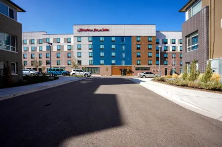 Hampton Inn and Suites Aurora South Denver Отели рядом с достопримечательностью «Медикал Сентер оф Орора»