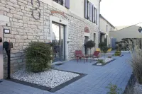 Appart Hotel Eugenie Hotel a Louhans