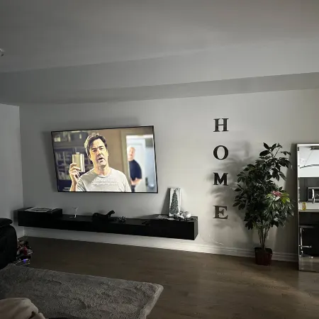 Cozy Whitby Retreat - 2 Bedroom Private House