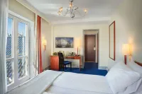 Heimen Hotel Hotels near Askøy Kulturvern og Historielag