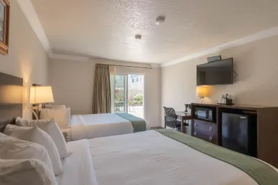 Cannery Row Inn Hotels near Defense Language Institute