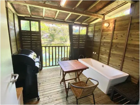 Riv Woods Resort Hotel