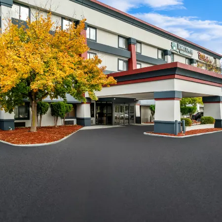 Red Roof Inn Flint